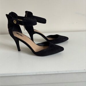 Black Ankle-Strap Pointed-Toe Heels - Women's
